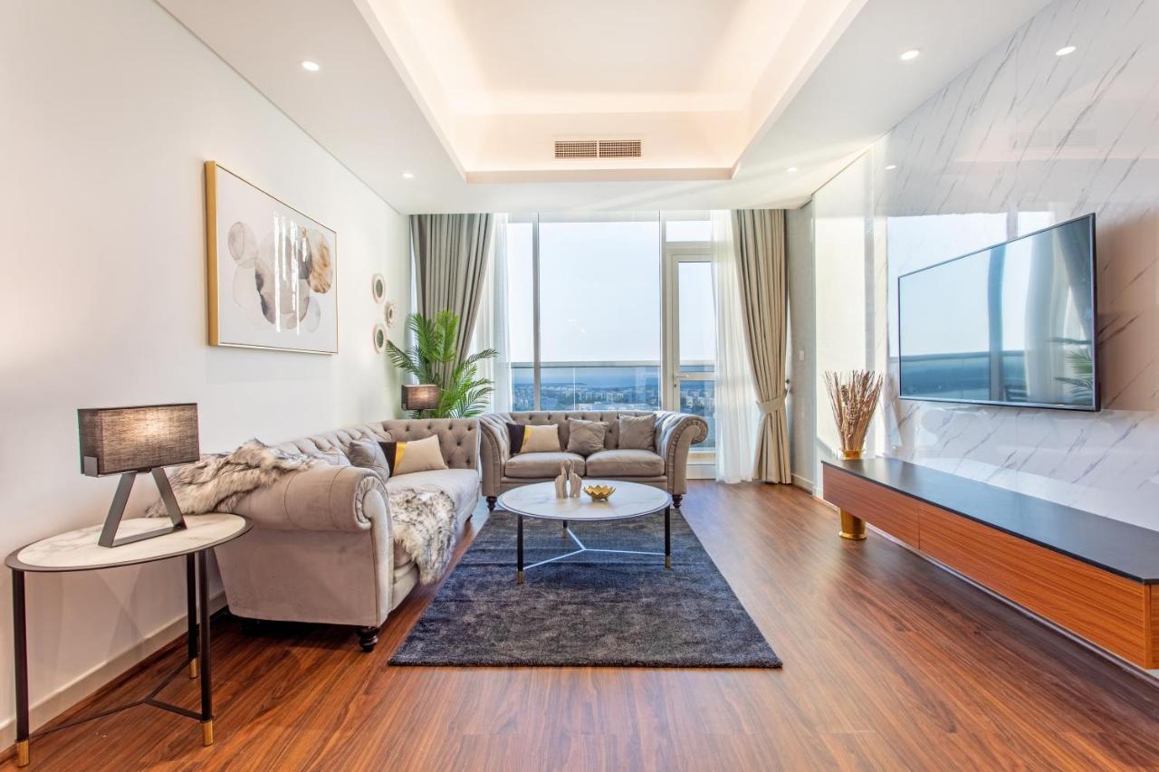 Live In The Middle Of Lagoons And Sea Ras al-Khaimah Exteriör bild